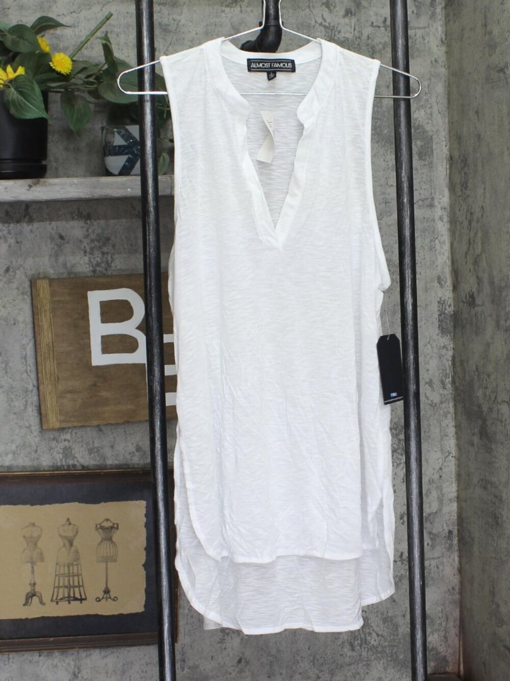 Almost Famous White Almost Famous Juniors Sleeveless Utility Tunic L Sz L